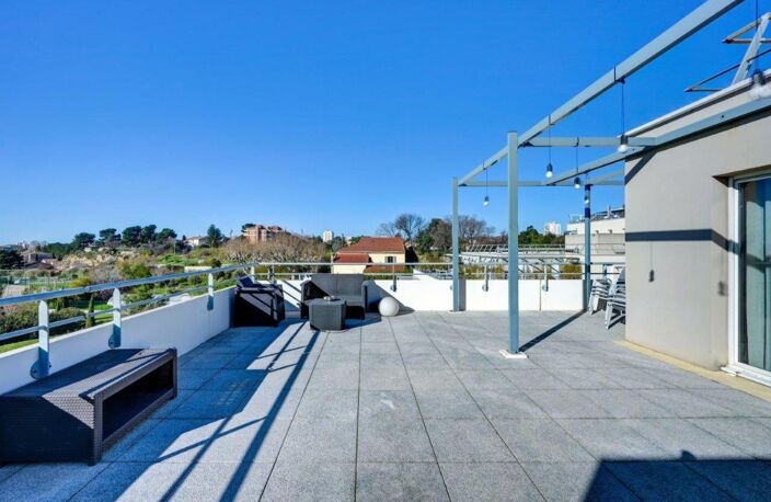 Appartement T3 60 m2 et 60 m2 de terrasse — photo 2