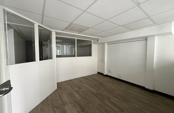 LOCAL COMMERCIAL à LOUER — photo 5
