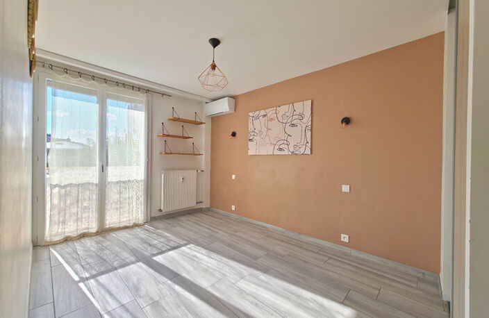 Appartement La Garde 3 pièce(s) 57.13 m2 - 2 chambres - Proche centre ville -  Ascenseur - Facilité de stationnement - Cave — photo 4