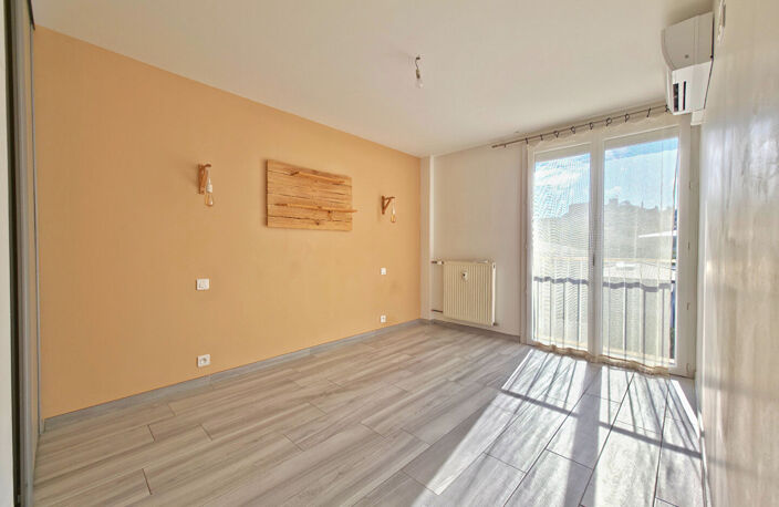 Appartement La Garde 3 pièce(s) 57.13 m2 - 2 chambres - Proche centre ville -  Ascenseur - Facilité de stationnement - Cave — photo 5