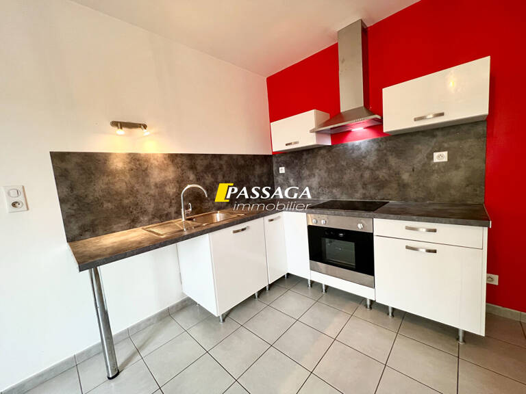 Appartement T2 à louer à Séverac d'Aveyron — photo 1