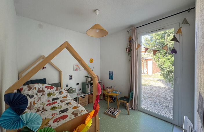 Jolie petite maison T3 de plain pied déjà louée avec terrasse et parking — photo 4