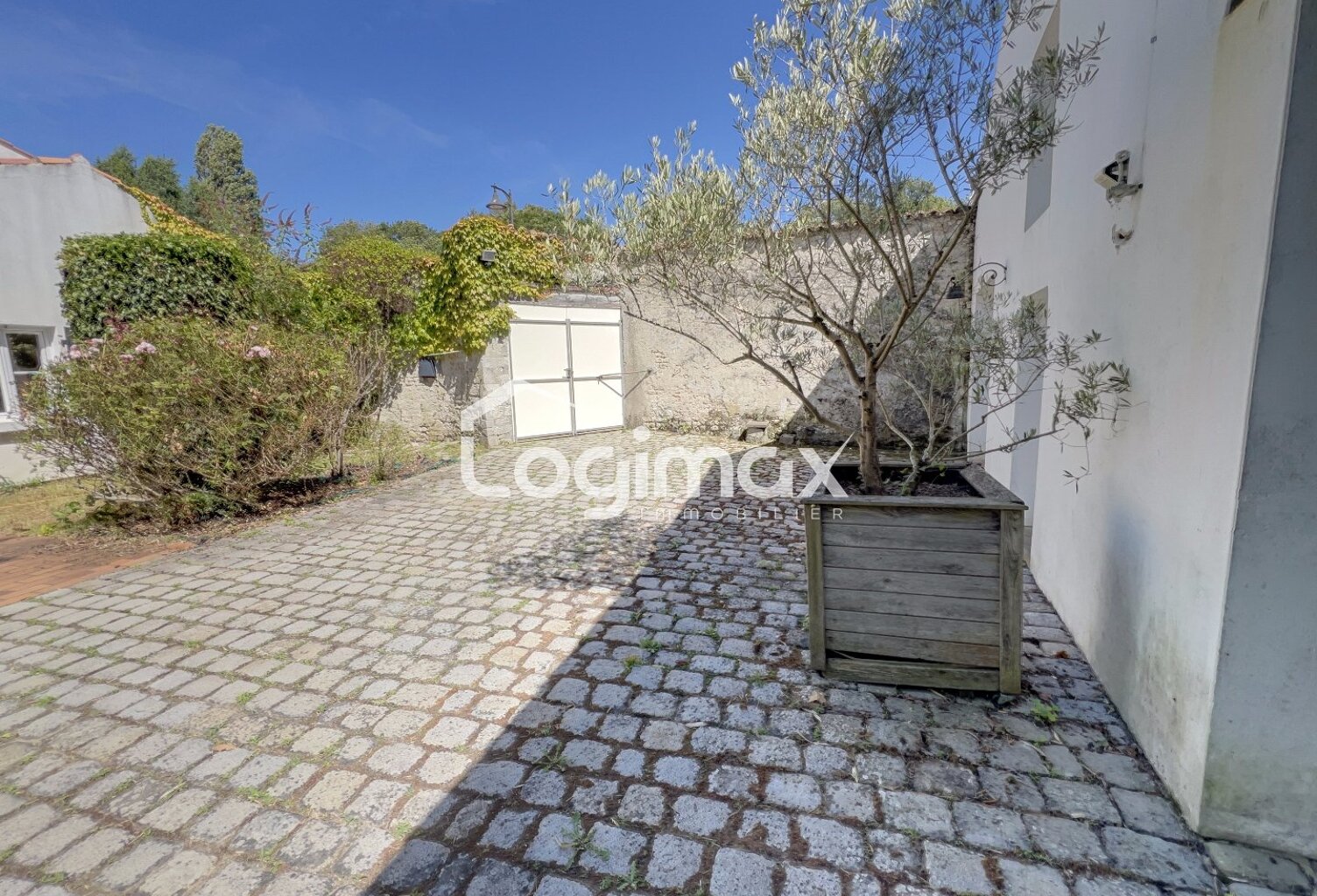 Vente maison 3 pièces 95 m² Périgny (17180) — photo 1