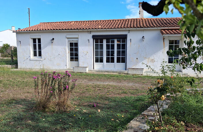 Ancienne ferme à restaurer avec hangar de 110 m², proche plages et forêt — photo 2