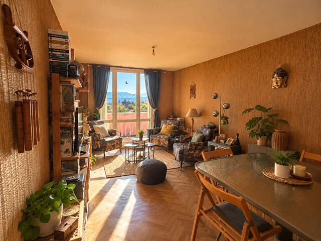 T2, vendu loué, vue Pyrénées — photo du bien