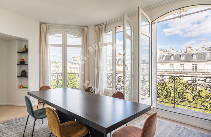 Appartement  avec vues et balcons 5 pièce(s) 131.71 m2 — photo 5