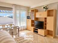 Studio rénové à 100 m de la plage  Dernier étage, terrasse de 28 m² vue mer et parking — photo 2