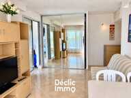 Studio rénové à 100 m de la plage  Dernier étage, terrasse de 28 m² vue mer et parking — photo 4