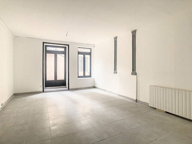 A LOUER - Appartement MONTELIMAR 4 pièces — photo du bien