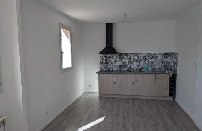 A LOUER - Appartement Pierrelatte 3 pièces avec terrasse — photo 3