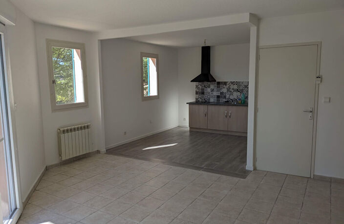 A LOUER - Appartement Pierrelatte 3 pièces avec terrasse — photo 4