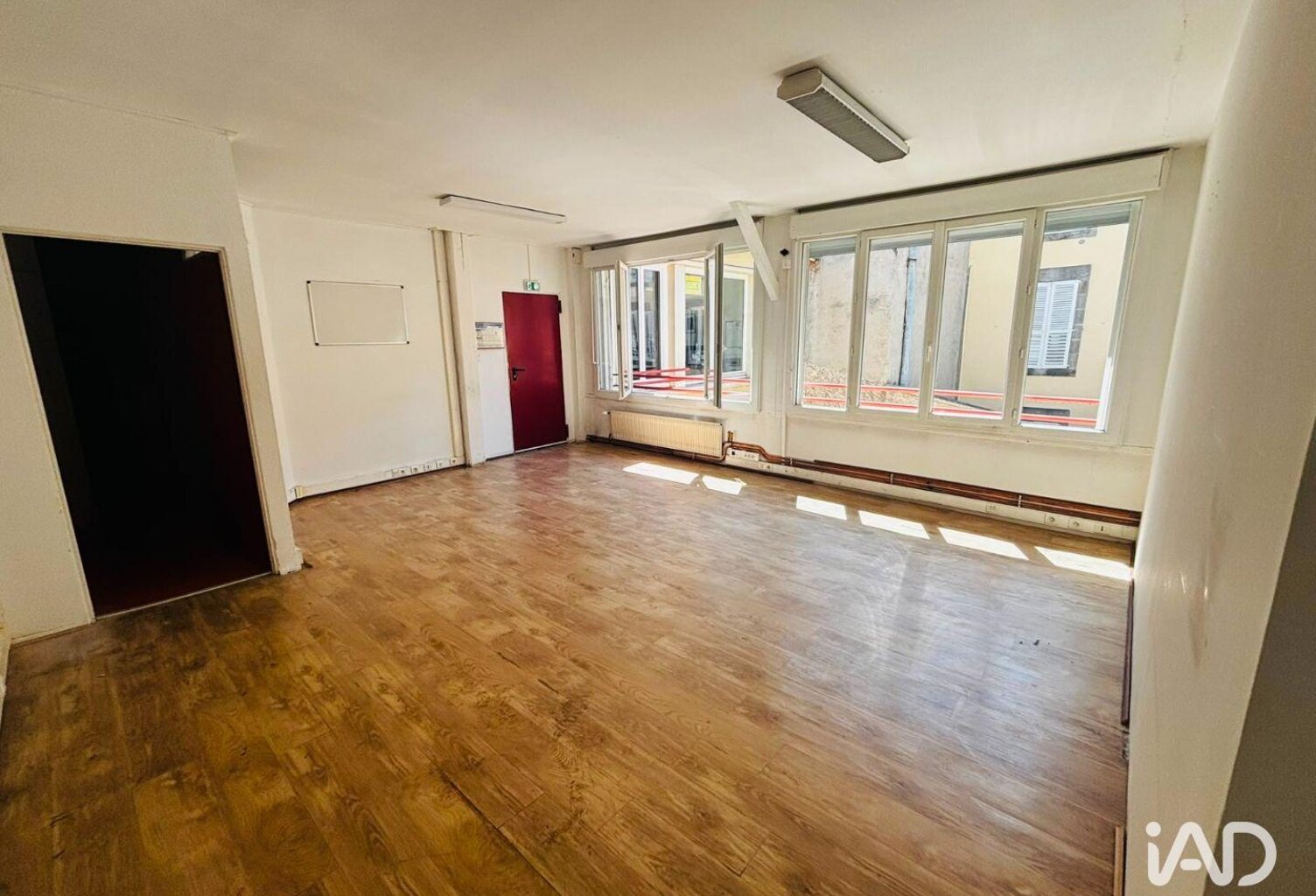 Location Bureaux 163 m&sup2; — photo 1