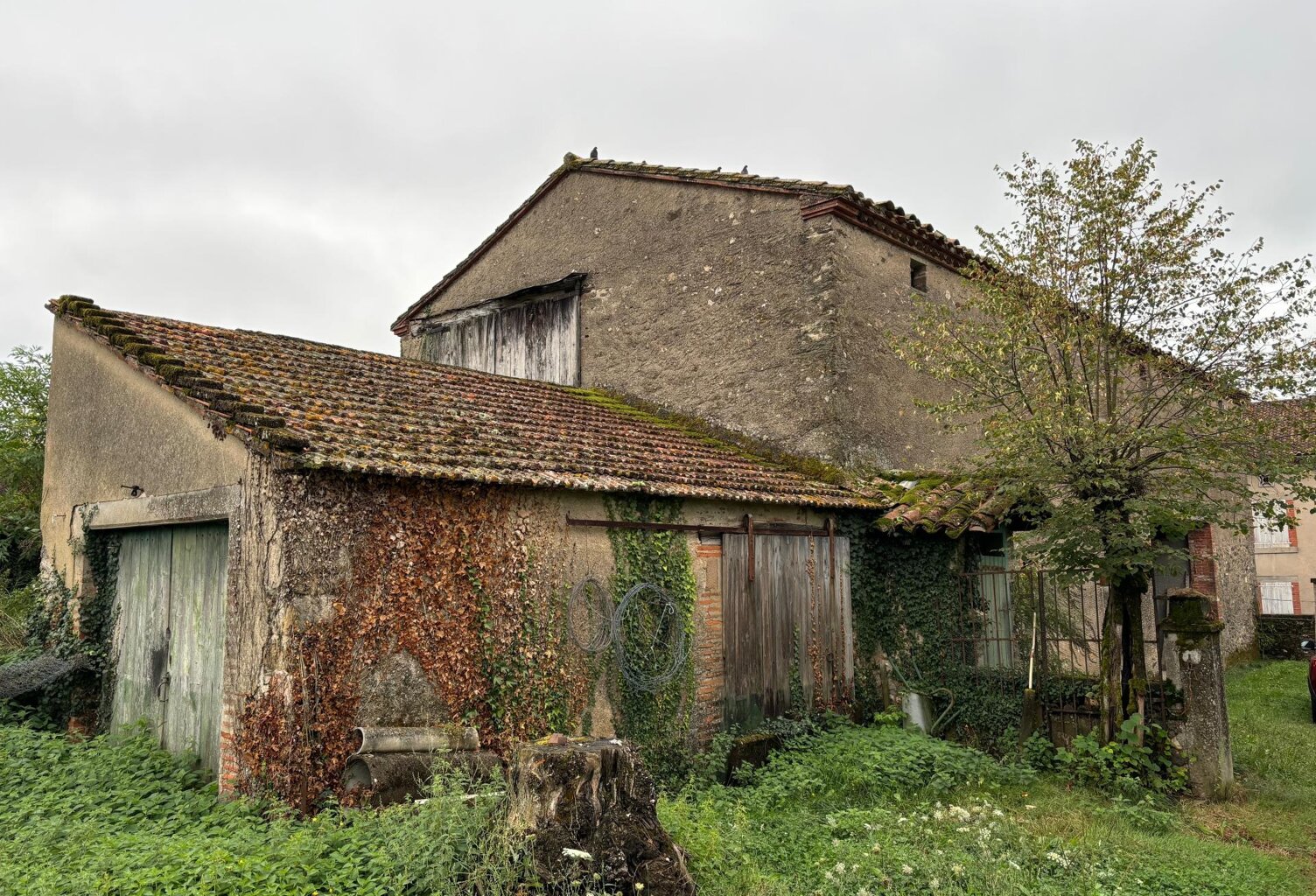 Ensemble corps de ferme + terrain constructible — photo 1