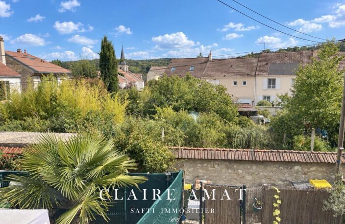 Une maison pleine de charme au cœur d'Aulnay-sur-Mauldre — photo 3