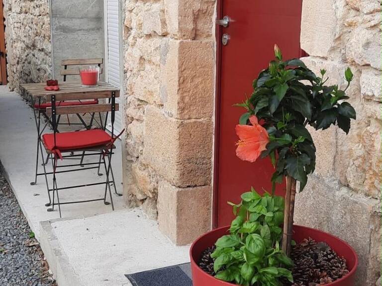 Maison de ville au calme - 2 chambres - cour — photo 1