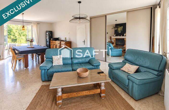 Maison de plain-pied avec grand jardin clôturé — photo 3