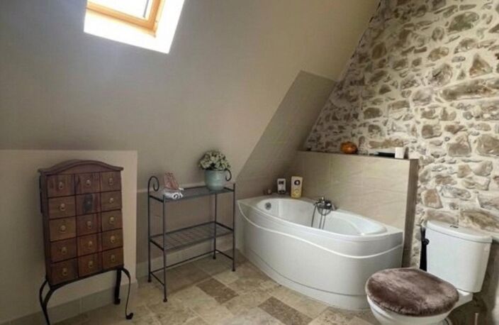 Maison ancienne rénovée 70 m2 sur Sous-sol - 2 Pièces - Ecoles maternelle, élémentaires - RER C Dourdan - A10 — photo 5