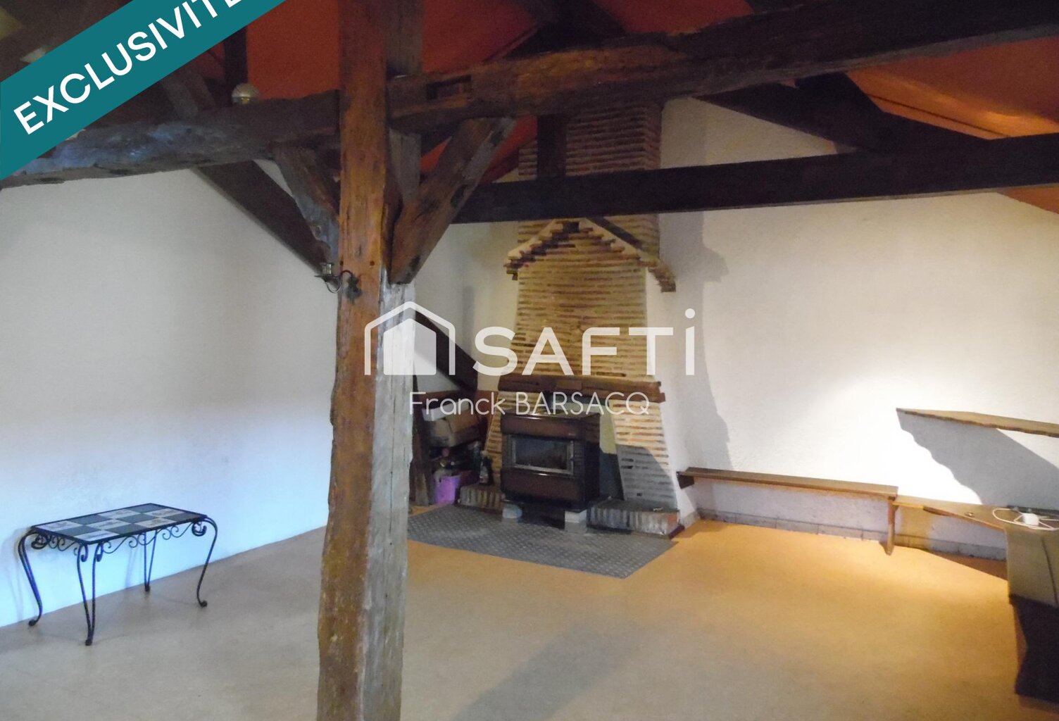 ENSEMBLE IMMOBILIER SITUE EN BOURG CENTRE — photo 1