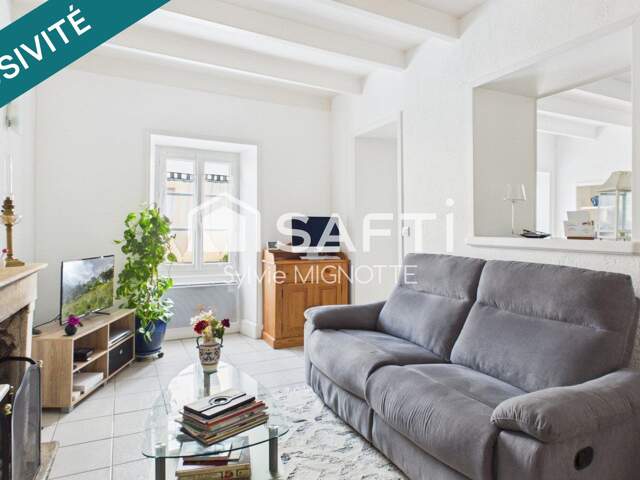Maison de ville, proche centre Surgères — photo du bien