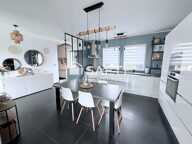 PAVILLON 5 CHAMBRES AVEC SALLES D'EAU ET BUREAUX + PISCINE ET GARAGES A CHAURAY — photo 3