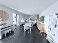 PAVILLON 5 CHAMBRES AVEC SALLES D'EAU ET BUREAUX + PISCINE ET GARAGES A CHAURAY — photo 4