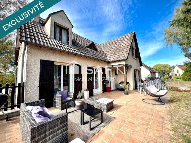 T6 sur 3 niveaux;sous sol sur toute la surface,5 chambres,tout confort,climatisation,terrain de 1700m2 clos et plat.Très bonne isolation "C"! — photo du bien