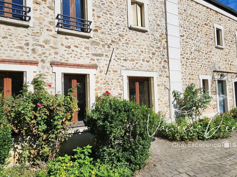 ANGERVILLIERS CENTRE  MAISON EN PIERRE  5 CHAMBRES  JARDIN  GARAGE — photo 1