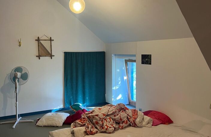 Belle Longère entièrement restaurée . Dépendance chauffée utilisée comme atelier . — photo 5