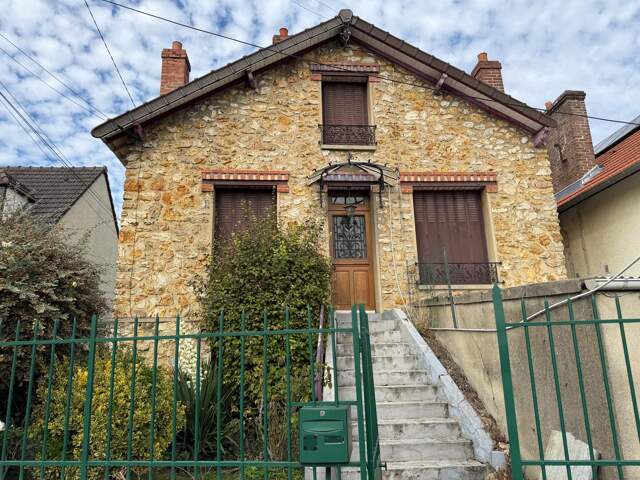 Proche RER A — photo du bien