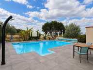 Villa de plain-pied, garage, piscine et vue sur les vignes — photo 4