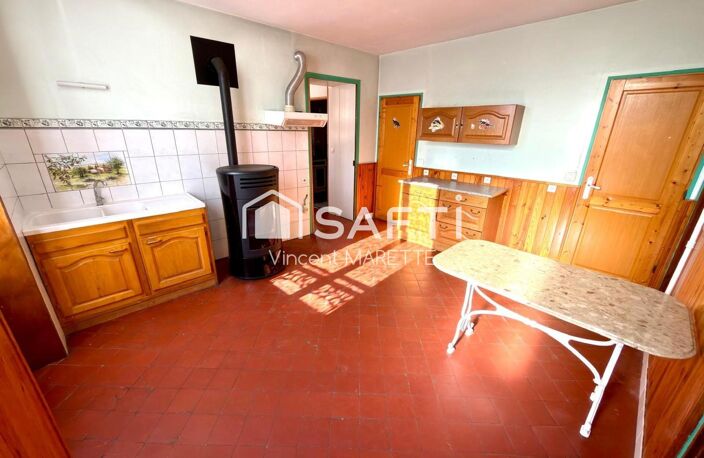 110 m² à réinventer, trois chambres et de nombreuses dépendances — photo 2