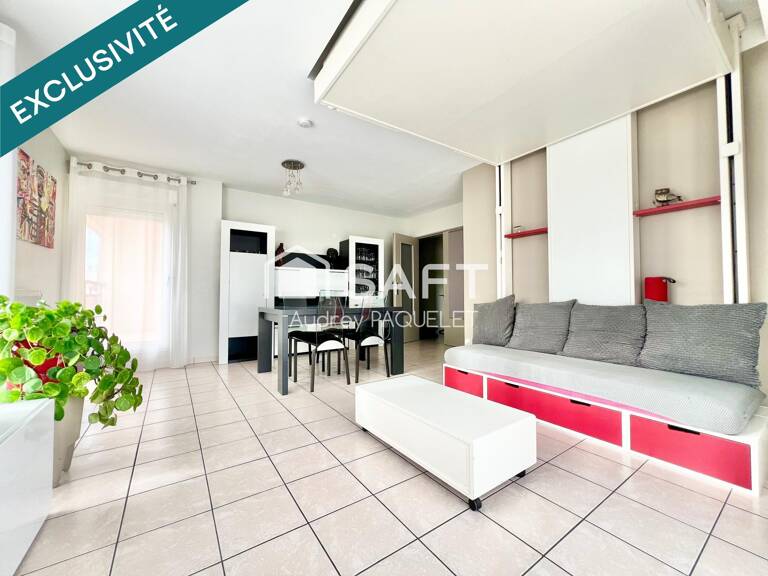 T4 lumineux avec terrasse, balcon, parking et cave - Proche centre ville et St Joseph — photo 1