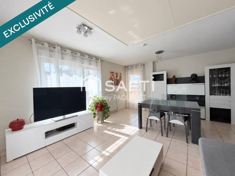 T4 lumineux avec terrasse, balcon, parking et cave - Proche centre ville et St Joseph — photo 1