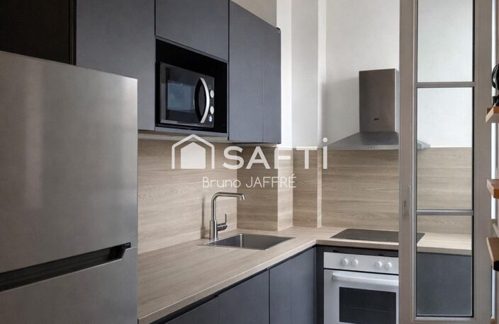 75015, Rue Cambrone, immeuble ART-DECO, Appartement 3 pièces 49m², — photo 5