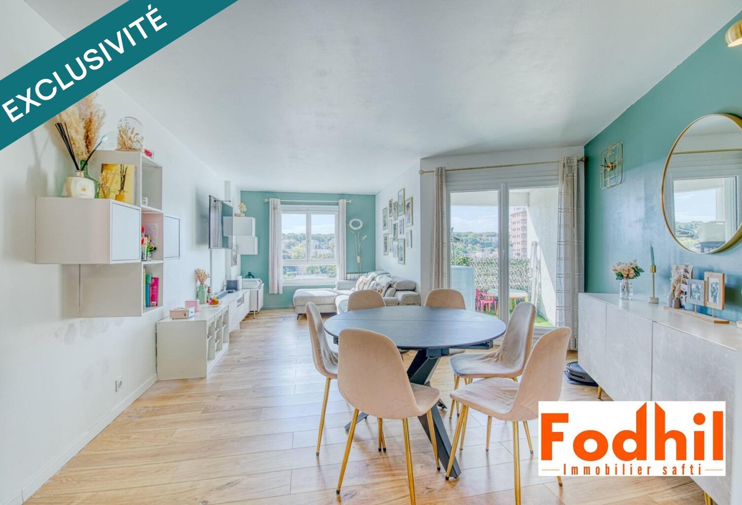 Appartement 3 pièces de 73m² au 4éme et dernier étage avec une loggia et un parking — photo 1