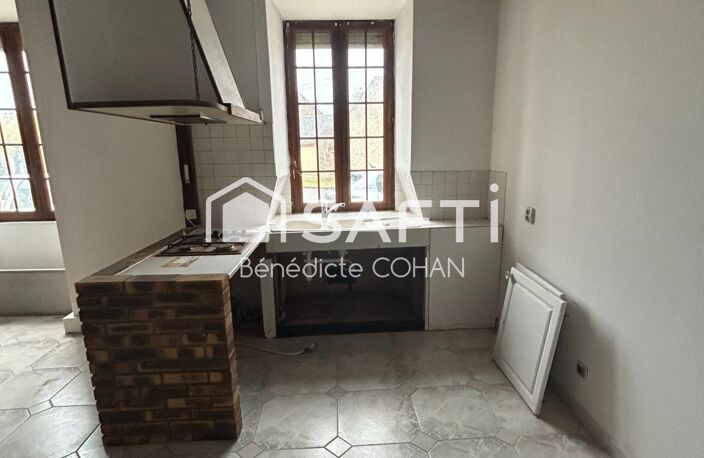 Maison de village, deux chambres et cour — photo 5