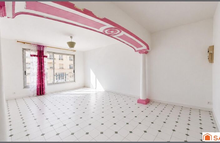 Appartement T2 50 m² avec cave et ascenseur  Lyon 7 Saint-Louis — photo 2