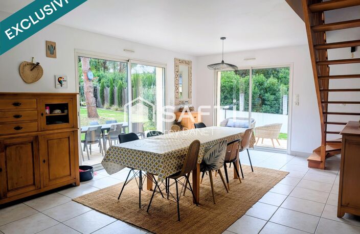 Maison familiale avec beau jardin et piscine intérieure — photo 5