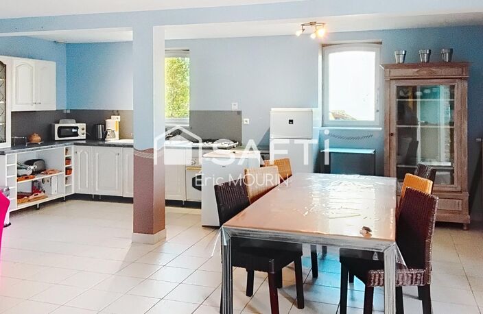 Cette belle propriété avec piscine 2 maisons et terre agricole plus plan d'eau. — photo 4