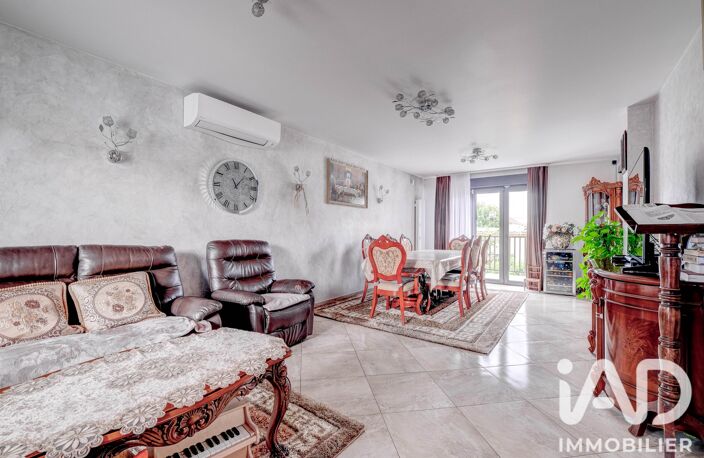 Vente Maison/villa 9 pièces — photo 2