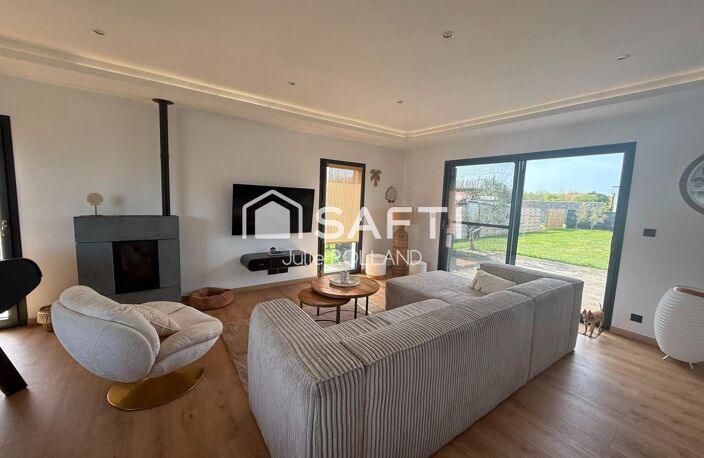 Immeuble composé sur une même parcelle d'une maison et de deux gîtes — photo 2