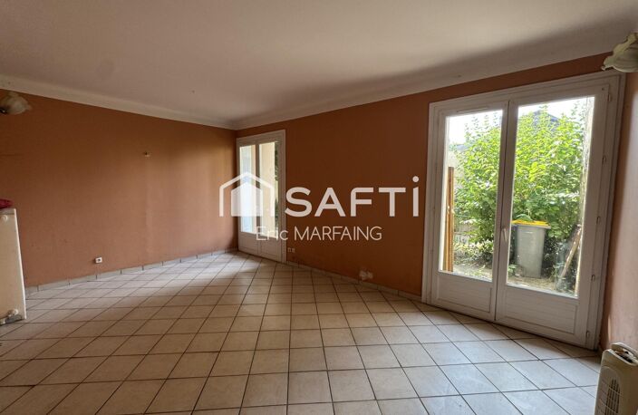Maison d'architecte avec jardin en centre-ville — photo 2