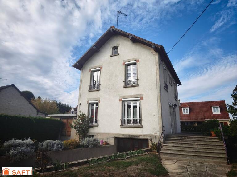 Maison 5 Chambres, 120m2 plus sous sol total — photo 1