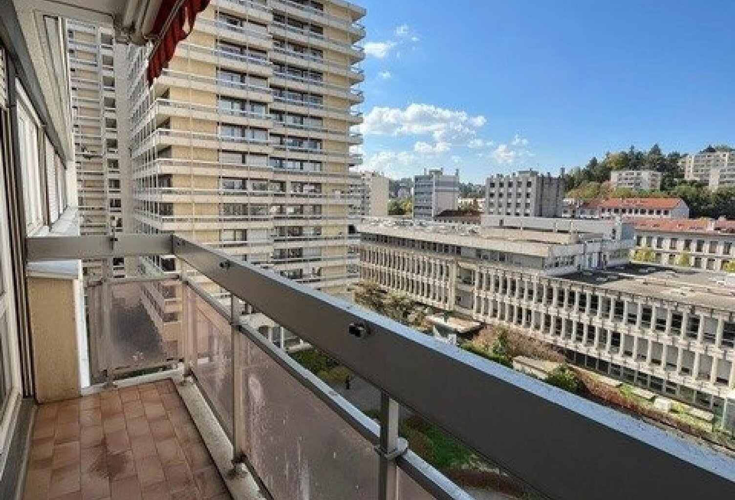 Appartement T3 avec garage et balcon — photo 1