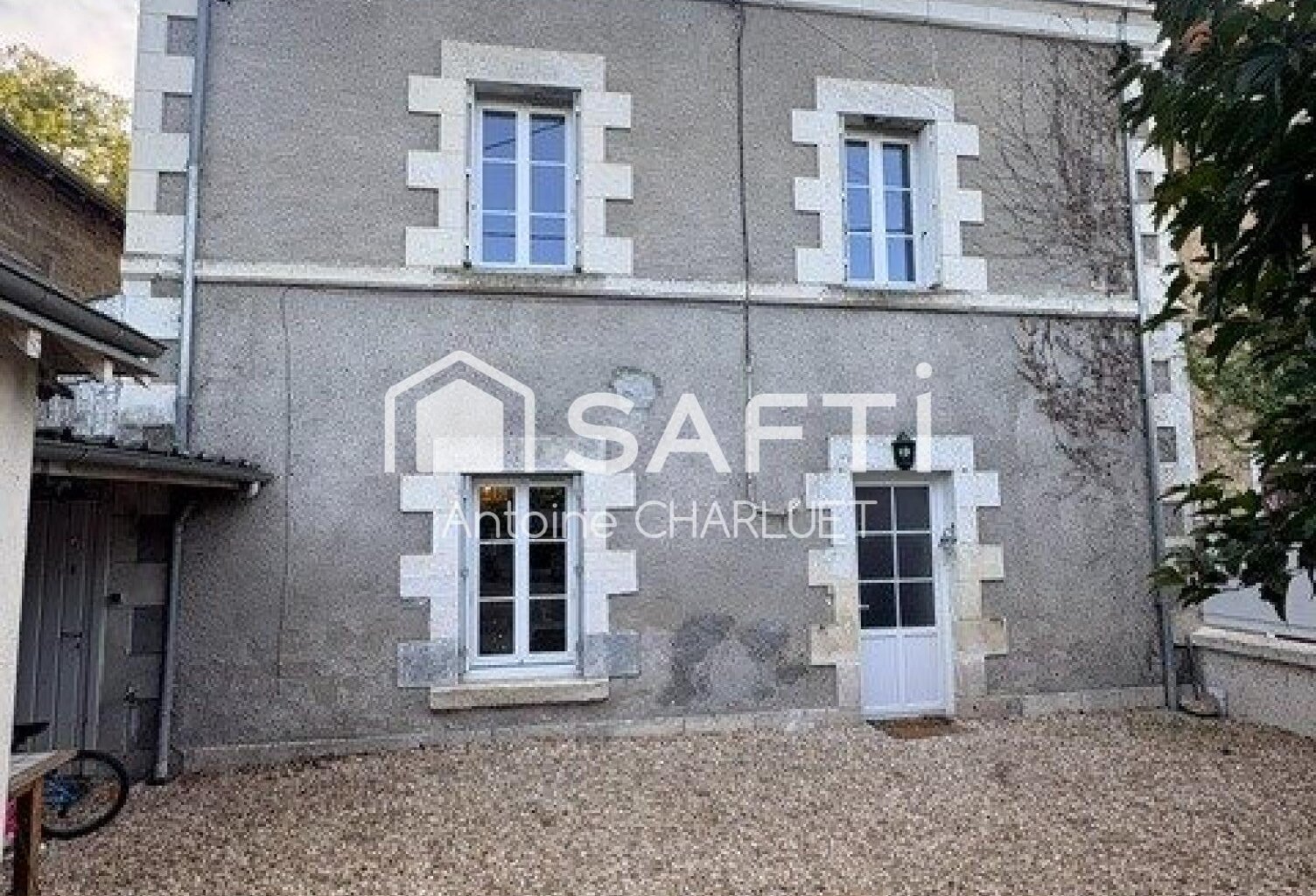 Maison de 130m² - 4 chambres - courette de 154m² — photo 1