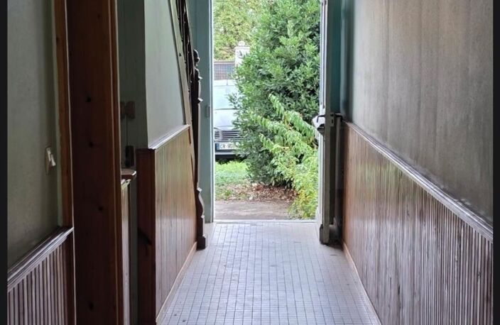 Immeuble et maison à rénover, à repenser entièrement sur un seul lot — photo 5