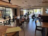 AIX-EN-PROVENCE  UNE BELLE OPPORTUNITÉ À SAISIR ! BRASSERIE AVEC GRANDE TERRASSE — photo 2