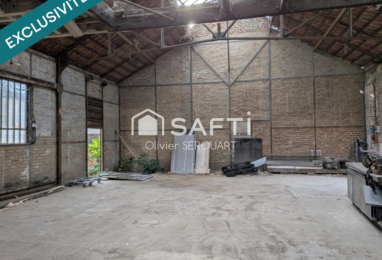 GARAGE 130 M²  15 PLACES  FORT POTENTIEL / PROJET LOFT — photo 1