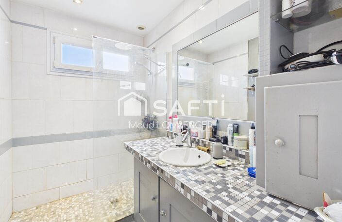 PAVILLON 139 M²  5 CHAMBRES  PISCINE  QUARTIER RÉSIDENTIEL CALME À GRAY — photo 5