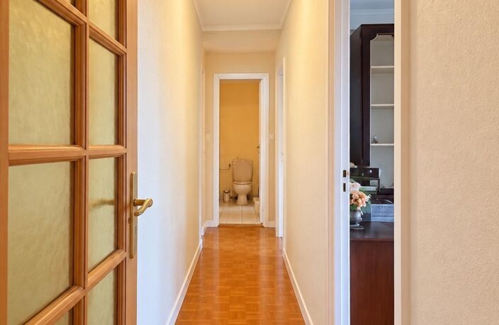 Appartement 5 pièces  84 m², balcons et parking — photo 4